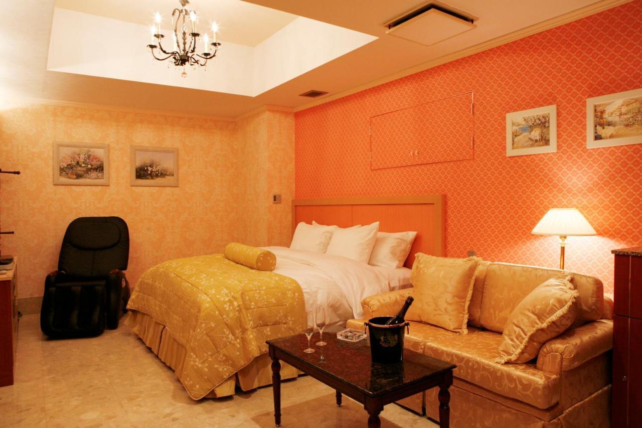 Meguro Emperor (Adults Only) Hotel Tokyo Exterior photo