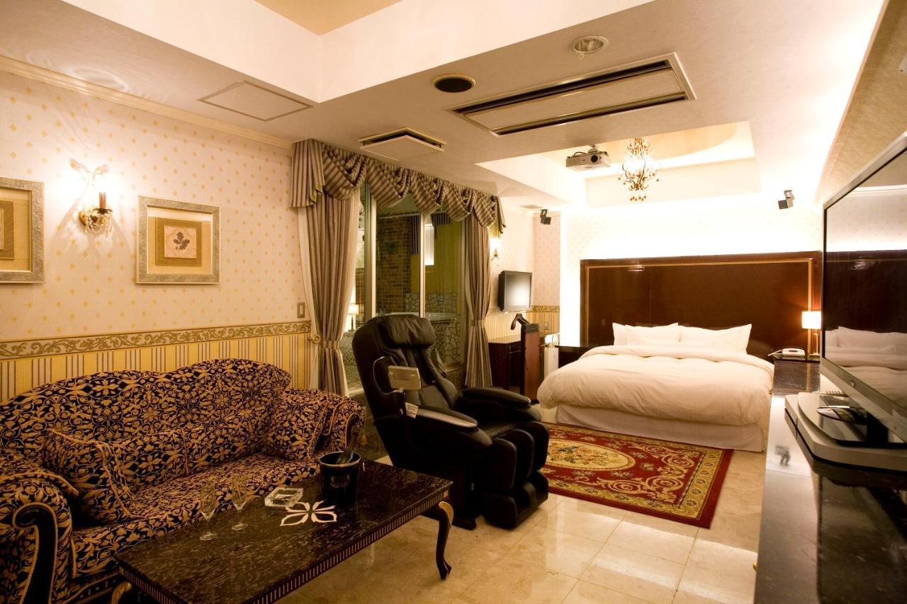Meguro Emperor (Adults Only) Hotel Tokyo Exterior photo